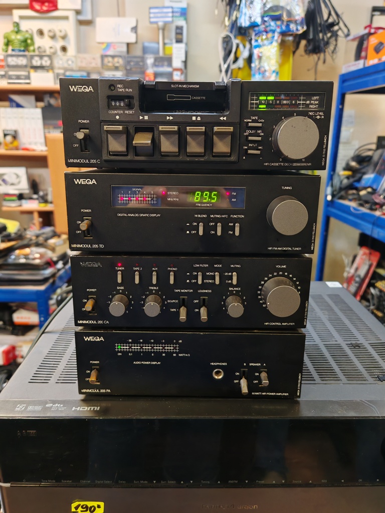 WEGA D-7012 FELLBACH