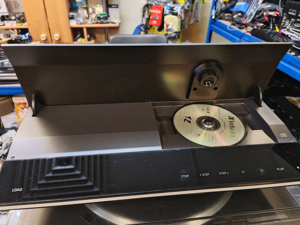 Bang & Olufsen Beogram CD 4500