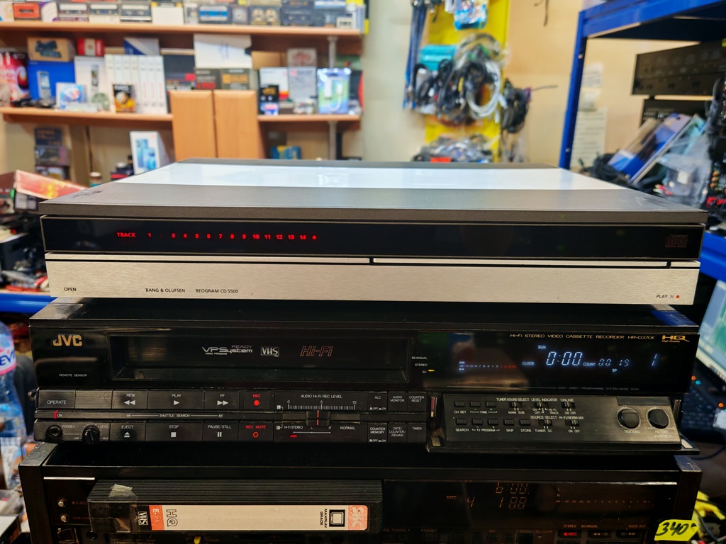 BANG & OLUFSEN BEOGRAM CD 5500