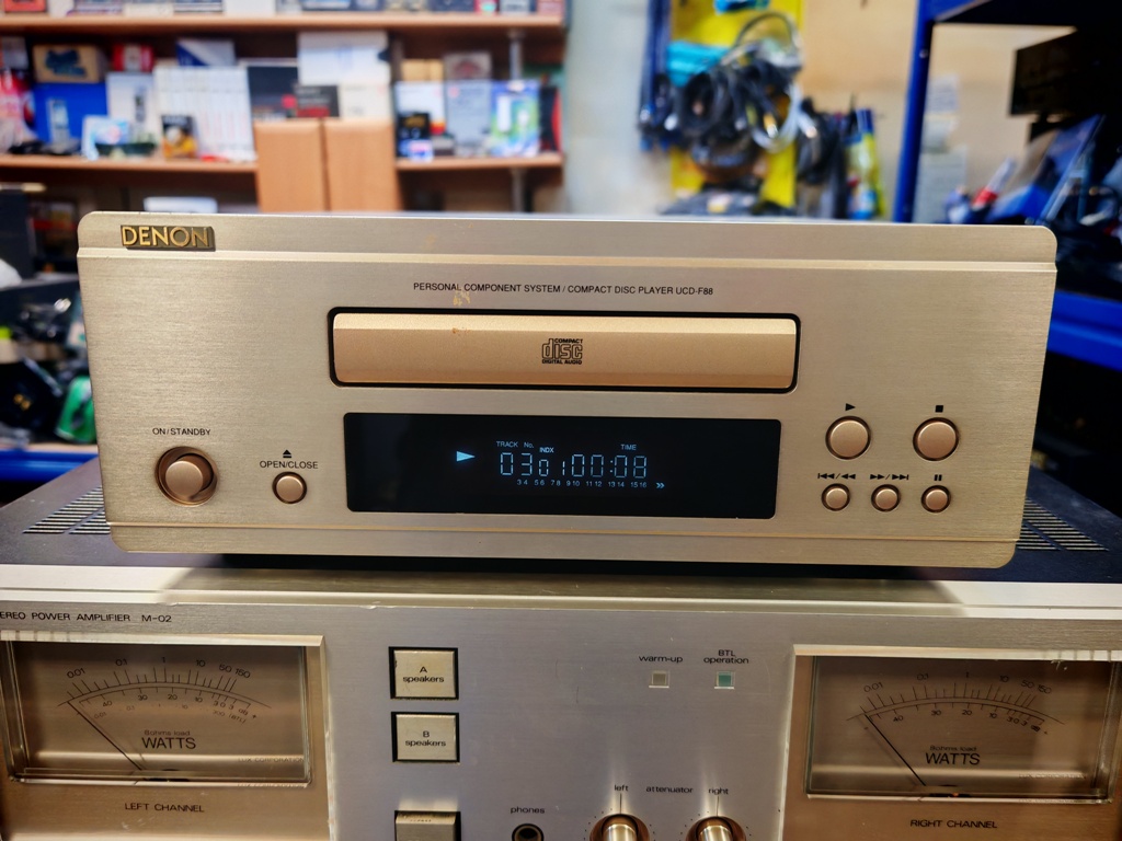 DENON UCD-F88
