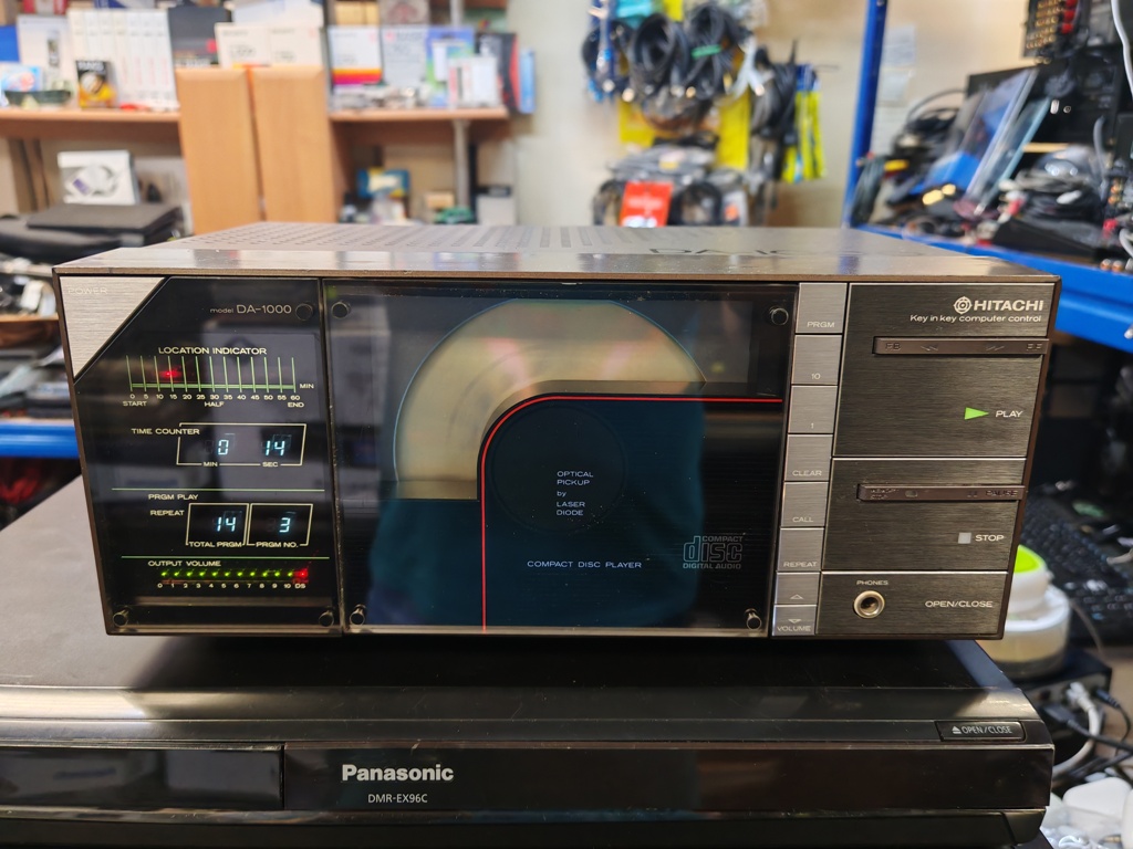 HITACHI DA-1000