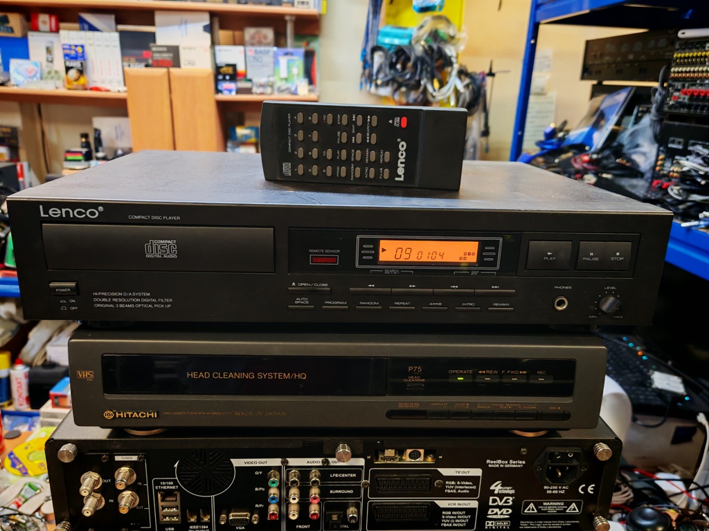 LENCO CD-3711