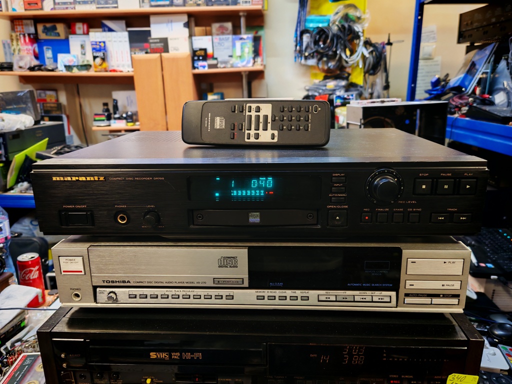 MARANTZ DR-700