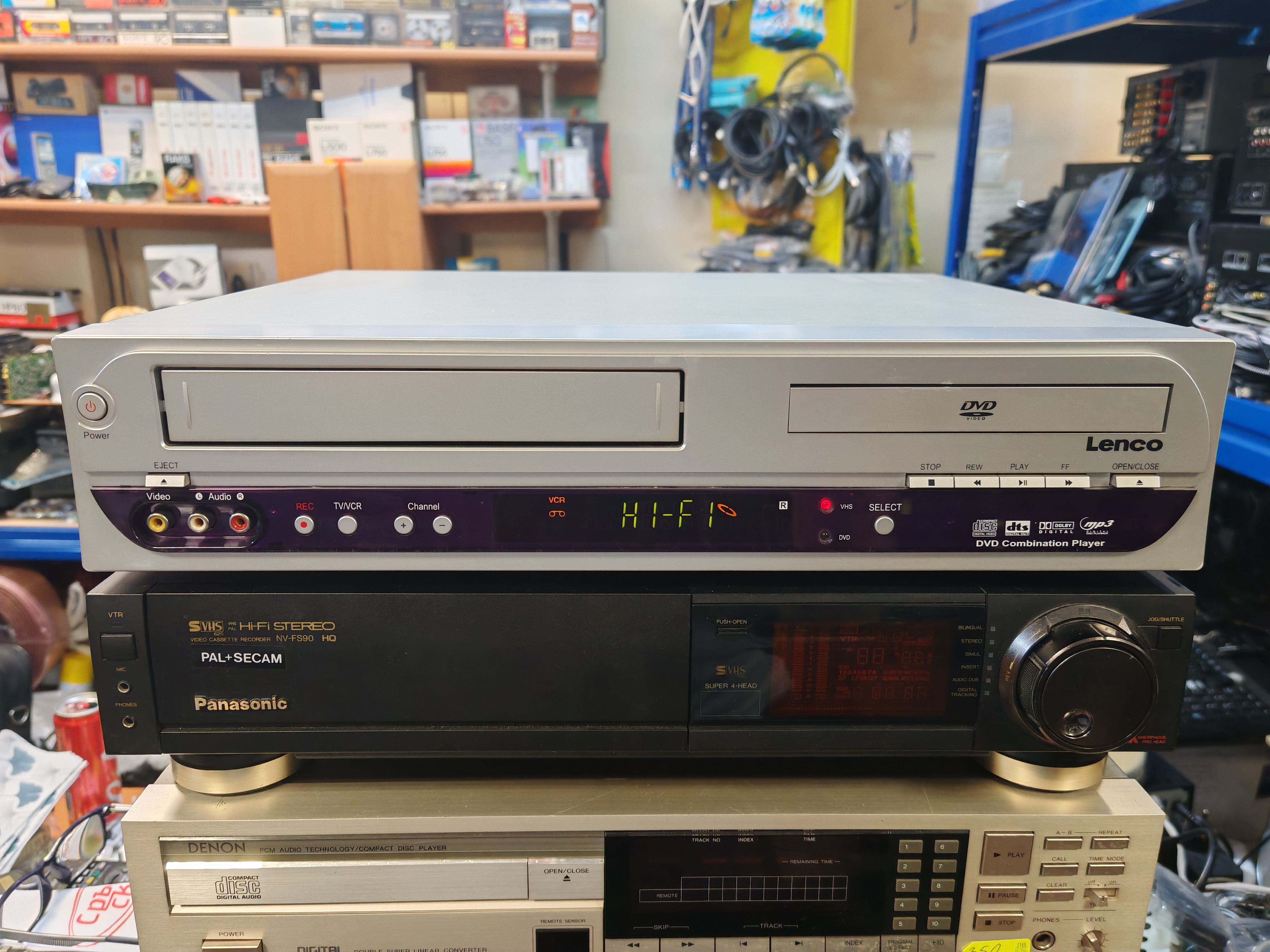 LENCO DVH-101