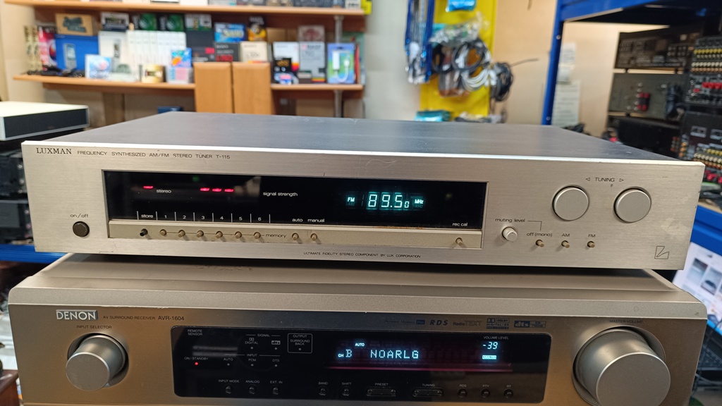 LUXMAN T-115