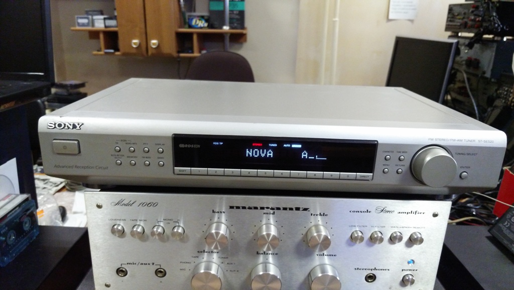 SONY ST-SE520
