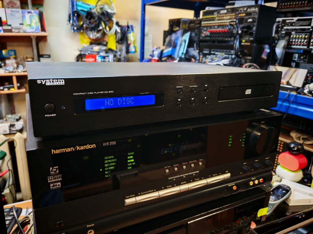 SYSTEM FIDELITY CD-250